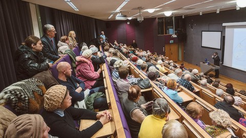 Встреча нарвитян с министром здоровья и труда Евгением Осиновским . Автор фото - Илья Смирнов