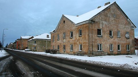 Сообщества квартирособственников, которые действуют сегодня в малоквартирных домах, будут упразднены. Как это будет сделано, многие жители до сих пор не знают. (Пеэтер ЛИЛЛЕВЯЛИ)