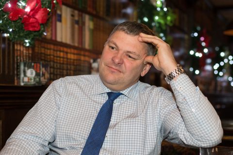 Возглавлявший три министерства в четырех правительствах Марко Померанц пишет книгу "Мои министерства"; учебник для начинающих министров увидит свет в ноябре. (Фото: Mатти КЯМЯРЯ)
