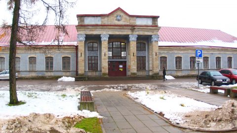 Работы по реконструкции Нарвского вокзала будут вестись параллельно с реконструкцией линии Тапа-Нарва. (Фото: Илья СМИРНОВ/АРХИВ)
