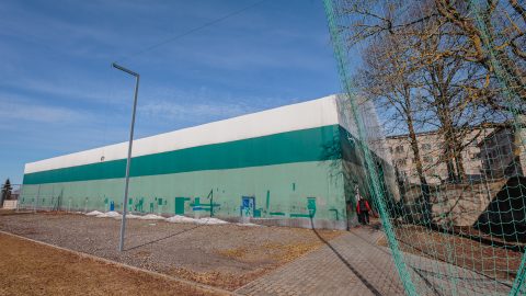 Футбольный холл на нарвском стадионе "Калев-Фама". (Фото: Илья СМИРНОВ)
